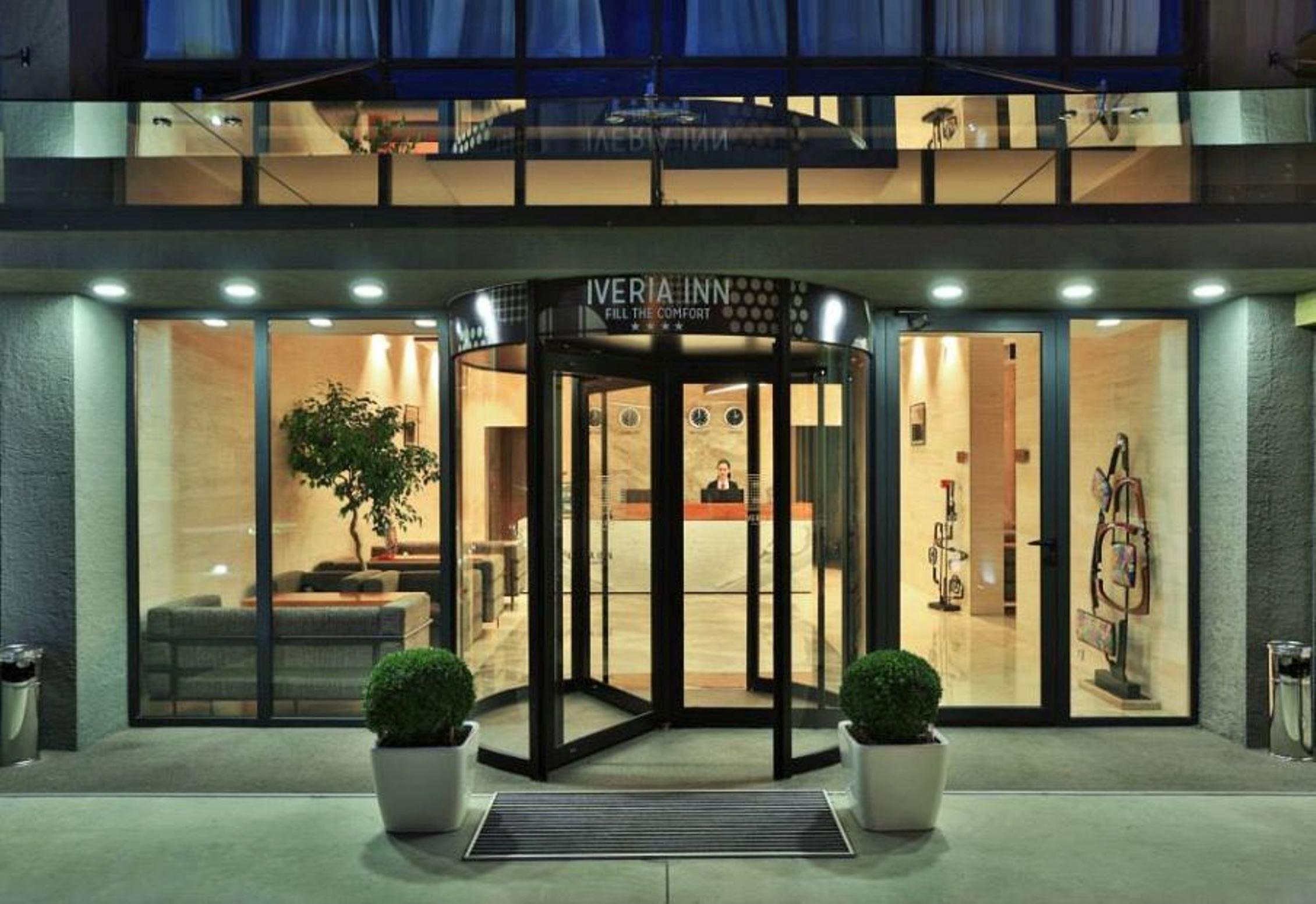 Iveria Inn Hotel Тбилиси Екстериор снимка