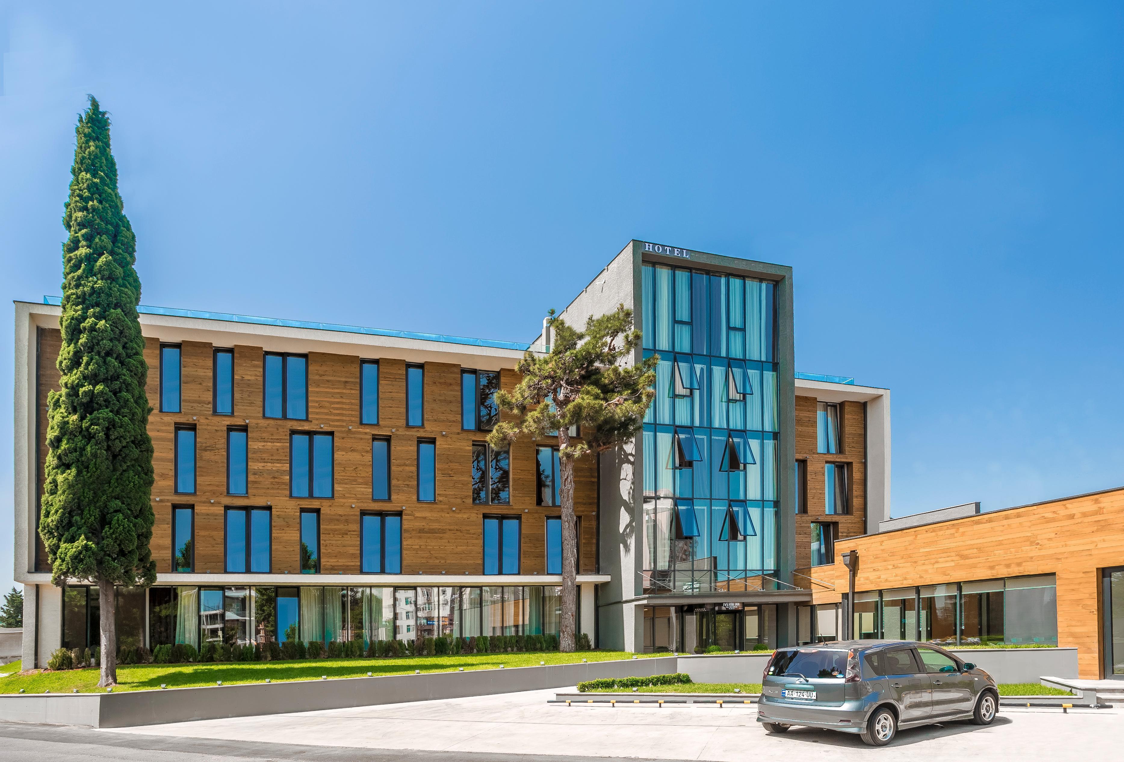 Iveria Inn Hotel Тбилиси Екстериор снимка