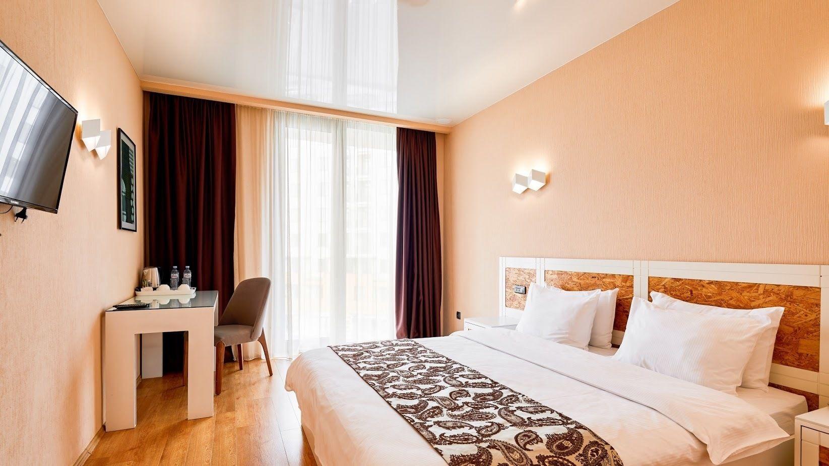 Iveria Inn Hotel Тбилиси Екстериор снимка